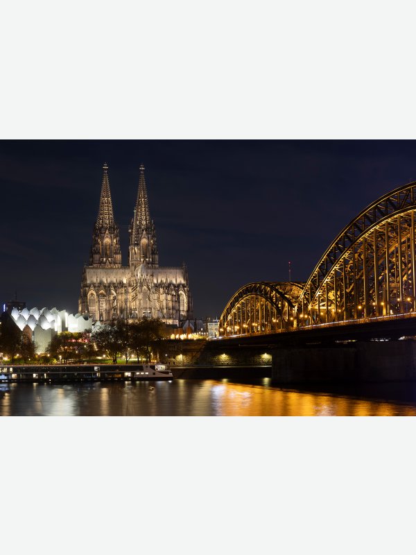 Der Dom zu Kölle erstrahlt  in neuem Licht - Pascal Nolte