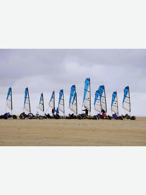 Gruppe Strandsegler auf Römö