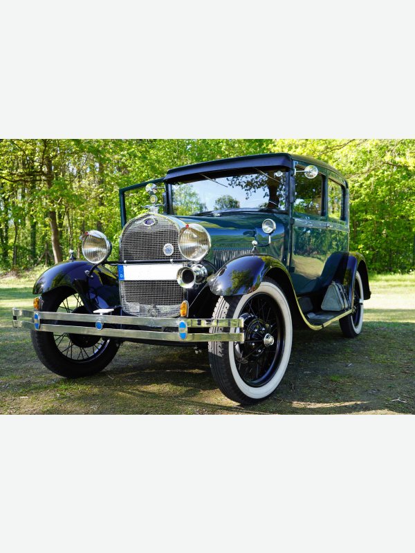 Oldtimer - Ines Wowros