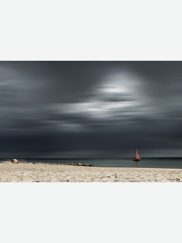 Rotes Segelboot - Claus Müller